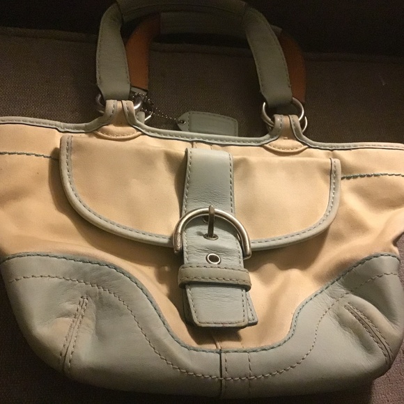 Coach purse - Picture 1 of 4
